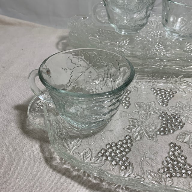 Anchor Hocking Vintage Anchor Hocking Clear Glass Grape Cluster Snack Set, Plates and Cups - Set of 8 For Sale - Image 4 of 6