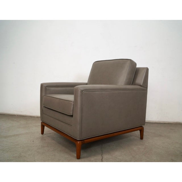 Mid-Century Modern 1960’s Mid-Century Modern Walnut & Leather Lounge Chair For Sale - Image 3 of 12