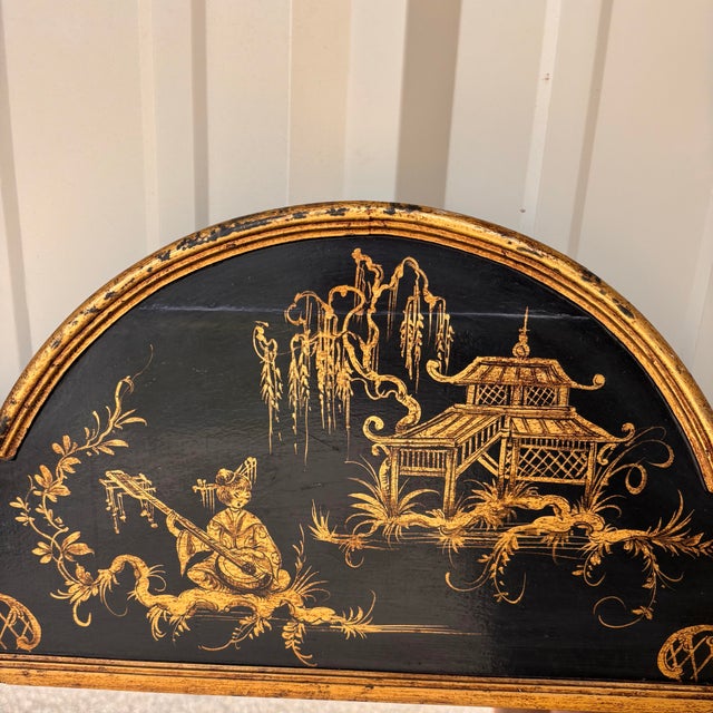 1970s Vintage Italian Hollywood Regency Chinoiserie Black & Gilt Lacquer Wall Mirror For Sale - Image 5 of 12