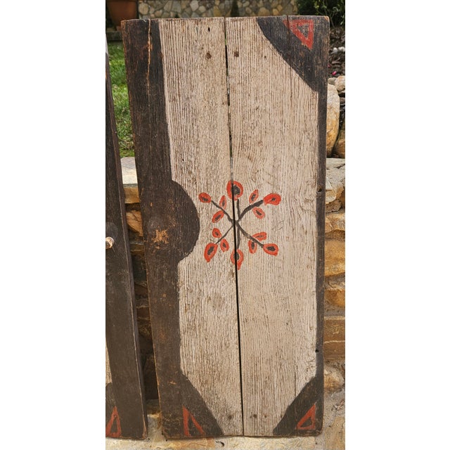 American Antique Pair of Primitive Cupboard Doors For Sale - Image 3 of 18