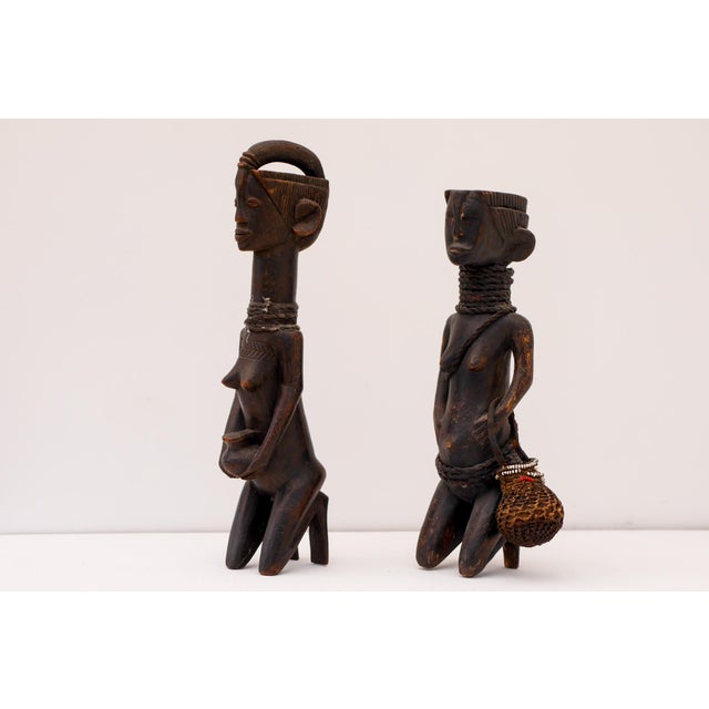Wood Mid-20th Century Traditional African Hardwood Tribal Nude Female Statues, 1920s, Set of 2 For Sale - Image 7 of 18