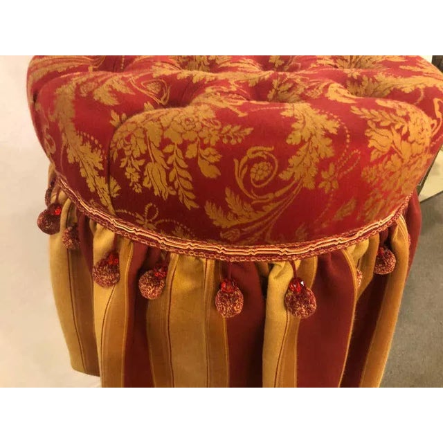 1970s Hollywood Regency Upholstered Tufted Red and Gilt Decorated Ottoman For Sale - Image 5 of 6