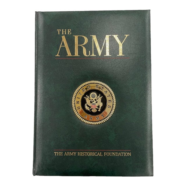The Army Historical Foundation Book 2001 Beaux Arts Military History Coffee Table - Green Leatherette With Gold Medallion For Sale