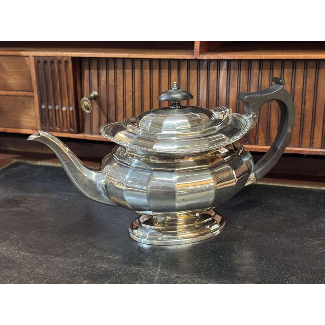 Vintage English Silver-Plated Tea and Coffee Service, 1930s, Set of 3 For Sale - Image 3 of 10