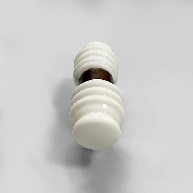 Mid-Century Modern Italian Wall Lamps in Opaline Glass and Brass, 1950s, Set of 2 For Sale - Image 6 of 10