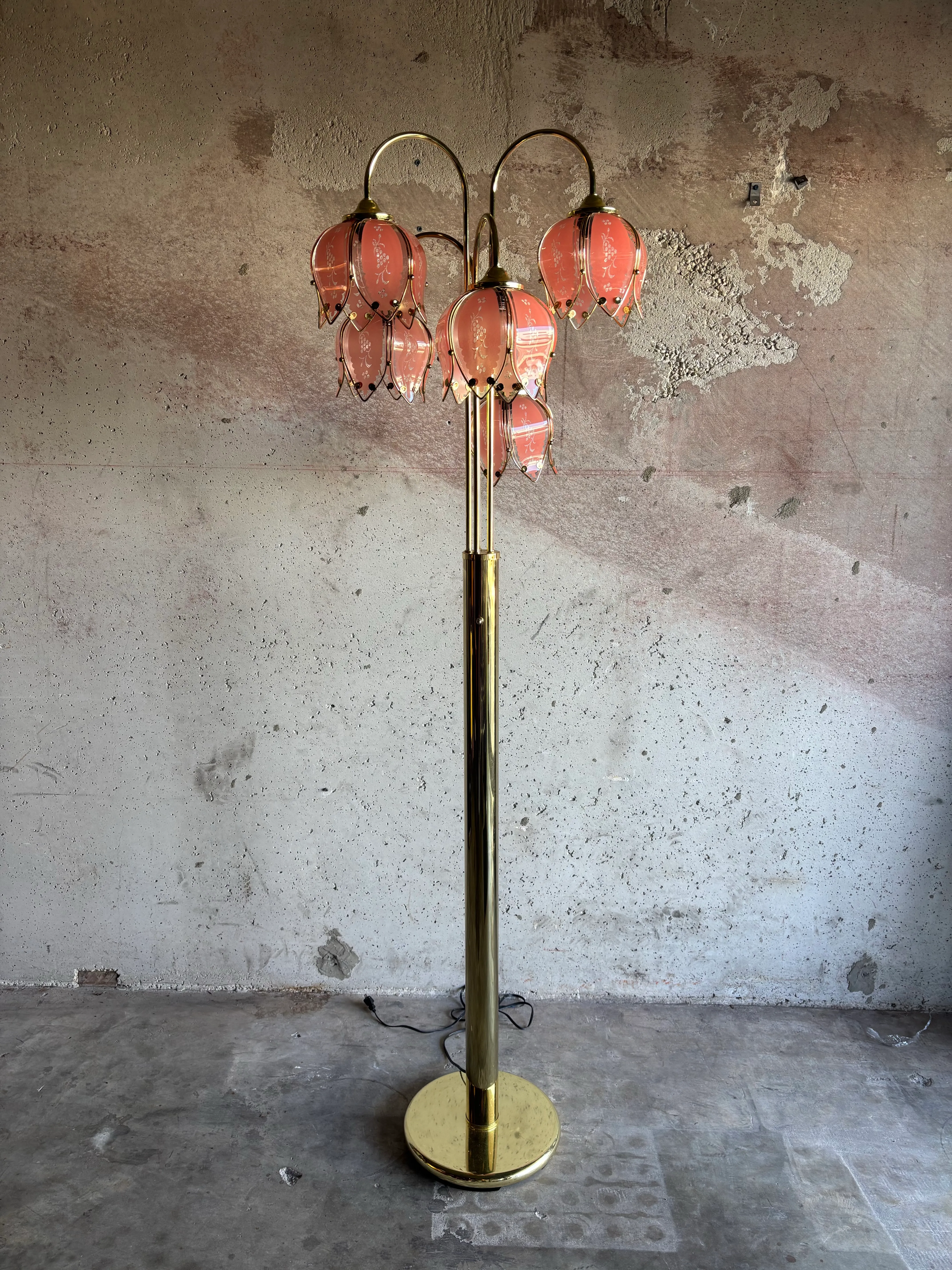 1970s Hollywood Regency Brass Waterfall Flower Floor Lamp | Chairish