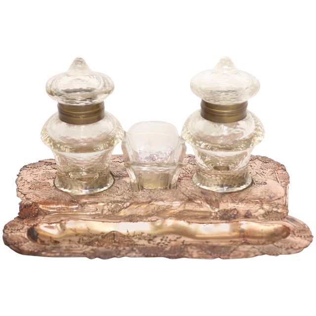 Japonais Revival Coppered Inkstand With Two Inkpots, 19th C. England For Sale