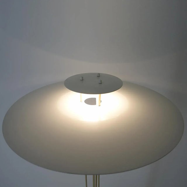 White Mid-Century Modern White Steel Floor Lamp from Frandsen For Sale - Image 8 of 10