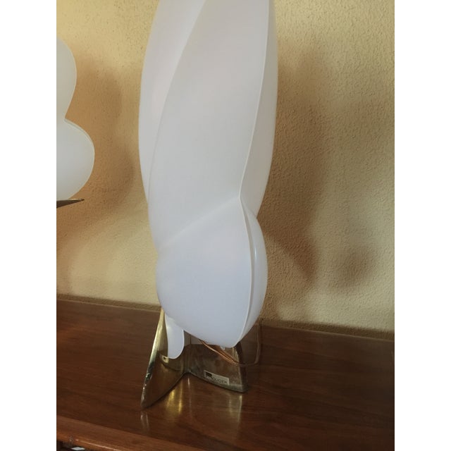 Frosted Acrylic & Polished Brass Rougier Shell Table Lamps - A Pair For Sale - Image 6 of 9