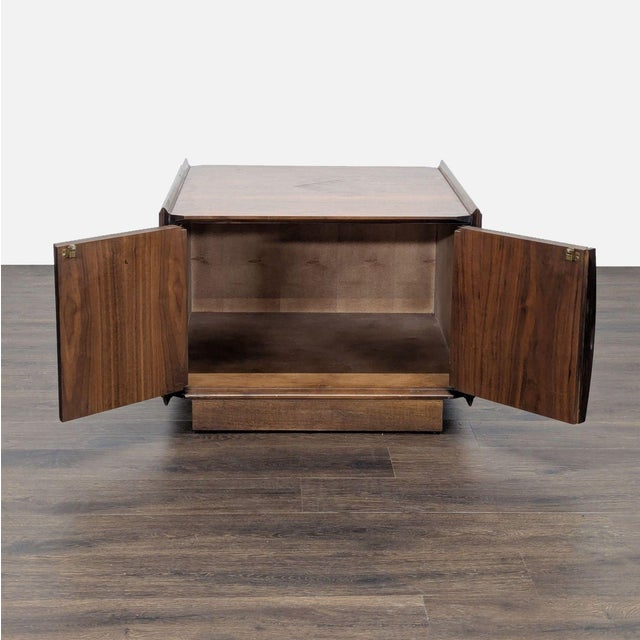 Mid-Century Modern Vintage Lane Two Door Cabinet For Sale - Image 3 of 9