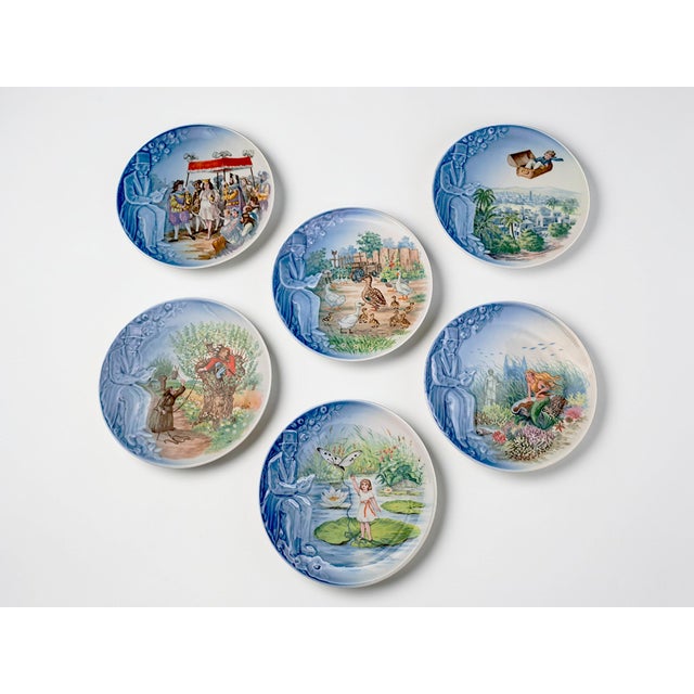 Hans Christian Andersen Fairy Tales Plates by Jorgen Nielsen for Bing & Grondahl, 1980s, Set of 6 For Sale - Image 11 of 11