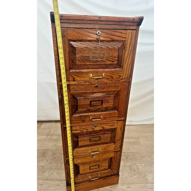 Brown Vintage Dark Tiger Oak File Cabinet Four Locking Drawers, Paneled Sides Legal For Sale - Image 8 of 11