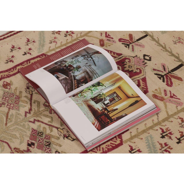 18th Century Antique 19th Century Turkish Ghiordes Rug With Bold Pictorials - Rug & Kilim For Sale - Image 5 of 10