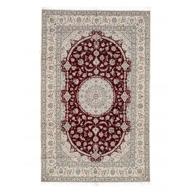 2020s 2020s Red Nain Silk & Wool For Sale - Image 5 of 5