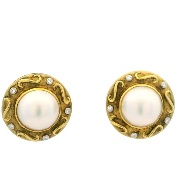 Metal Italian 18k Gold Mabe Pearl & Diamond Earrings, Circa 1980, Pair For Sale - Image 7 of 13