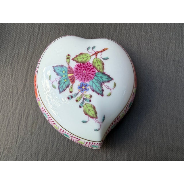 Traditional Vintage Herend Porcelain Heart Trinket Box For Sale - Image 3 of 17