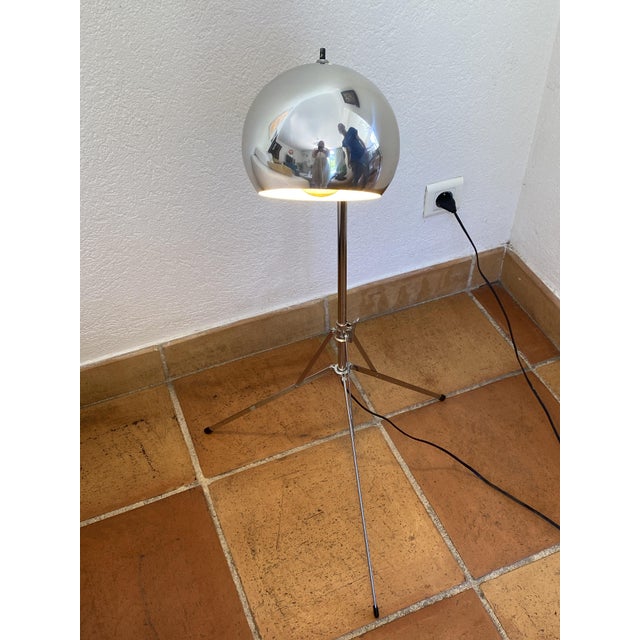 Space Age Adjustable Tripod Floor Lamp, 1960s For Sale - Image 4 of 18