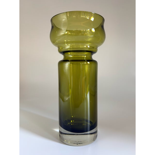 Mid-Century Modern Vintage Green Glass Tulip Vase by Tamara Aladin for Riihimäen Lasi, 1960s For Sale - Image 3 of 11