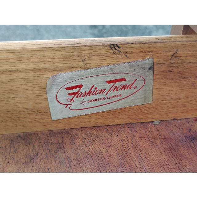 Mid-Century Modern Vintage Mid-Century Modern 8-Drawer Dresser by Johnson Carper For Sale - Image 3 of 11