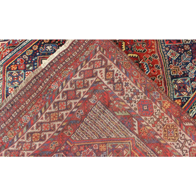 Antique Persian Qashqai Shiraz Tribal Rug With Hooked Diamond Design 5'3 X 9'9 For Sale In Atlanta - Image 6 of 6