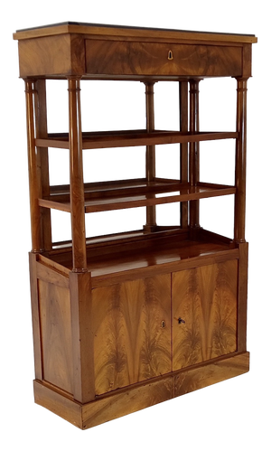 Walnut Cabinet, Deutschland, 1830s