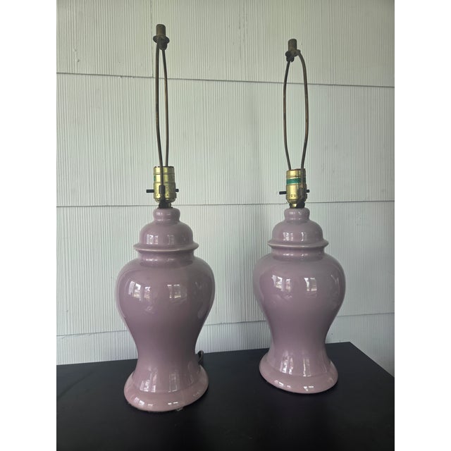 Vintage Postmodern Lavender Ceramic Ginger Jar Table Lamps - A Pair For Sale - Image 4 of 5