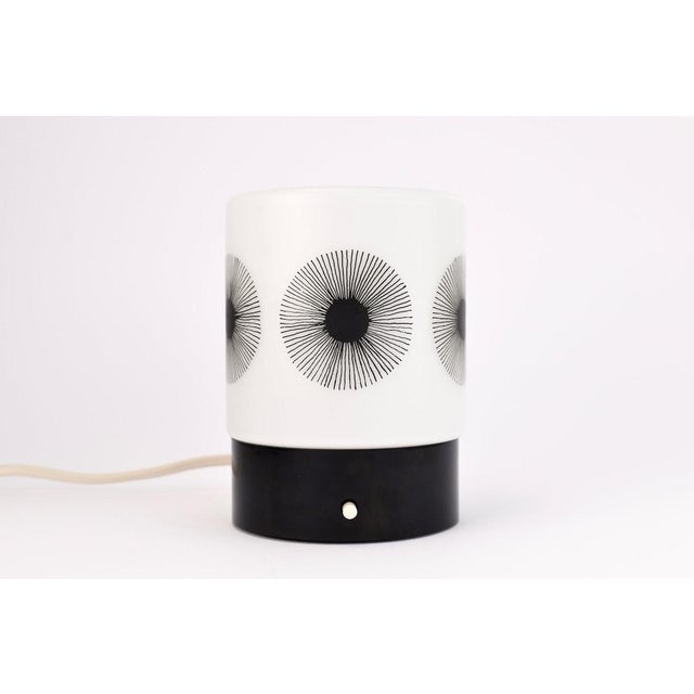 ERCO Leuchten Vintage Atomic Age Dandelion Accent Table Light by Erco Leuchten For Sale - Image 4 of 10