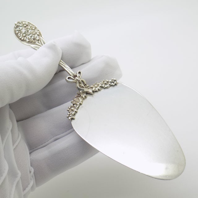 This mini pastry server adds a traditional element to table settings. Crafted during the late twentieth century, its...