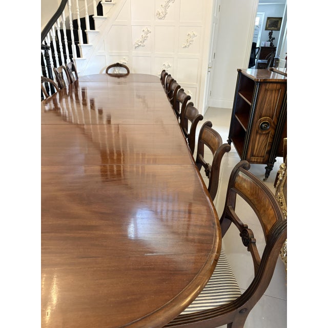 Regency 16 Seater Figured Mahogany 3 Pilar Dining Table, 1830s For Sale - Image 11 of 17
