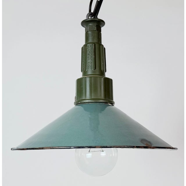 1960s Industrial Petrol Enamel Military Pendant Lamp with Cast Aluminium Top, 1960s For Sale - Image 5 of 17