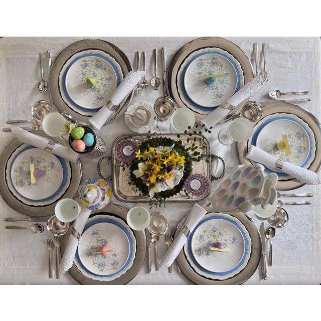 Late 20th Century Vintage Contemporary Silver-Plated Napkin Rings, Polished - Set of 8 For Sale - Image 5 of 12