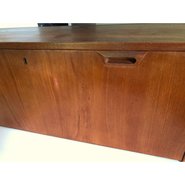 Mid-Century Modern Vintage Mid-Century Danish Floating Teak Desk by Sven Ellekaer. For Raymor Omnibus. For Sale - Image 3 of 10