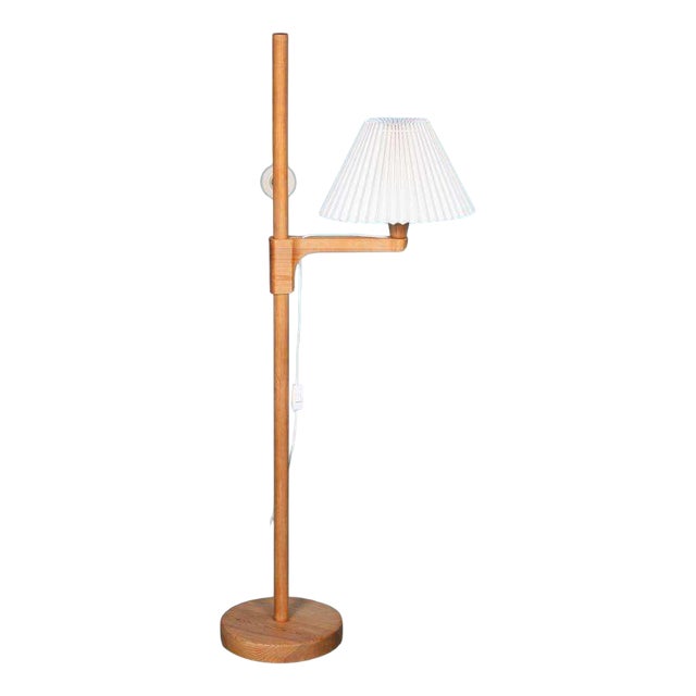 Vintage Floor Lamp in Pine by Carl Malmsten For Sale