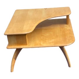Example of Heywood-Wakefield Side Tables