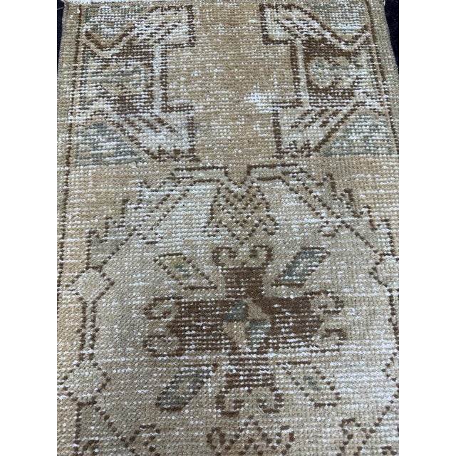 Turkish Yastik Rug 1'5" x 2'11" For Sale - Image 4 of 6