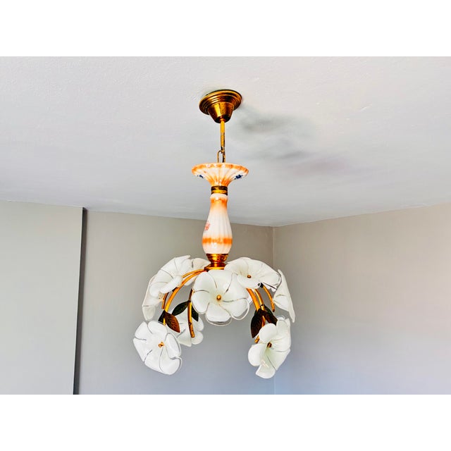 Mid 20th Century Italian Handmade Porcelain & White Murano Glass Daisy Chandelier For Sale - Image 10 of 18