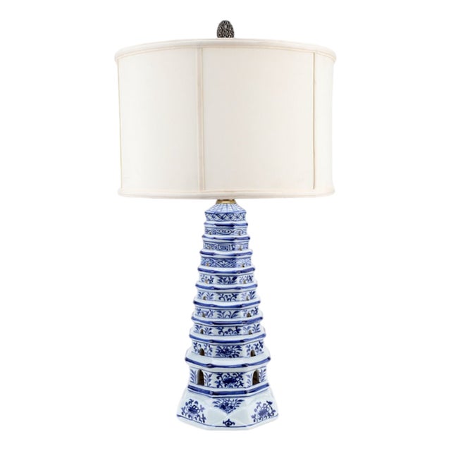 Chinoiserie Pagoda Porcelain Table Lamp For Sale