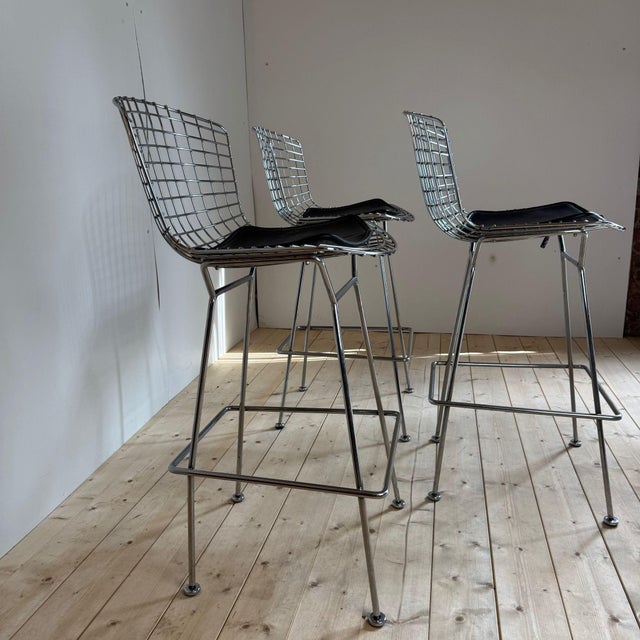 1970s Vintage Stools by Harry Bertoia for Knoll, 1970s, Set of 3 For Sale - Image 5 of 11