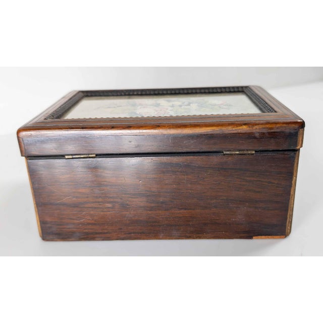 19th Century Continental European Rosewood Veneer Box With Needlepoint, French or German For Sale - Image 10 of 15