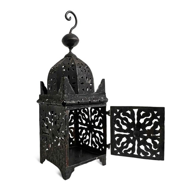 Vintage Moroccan iron Kasbah lantern with aged blackened finish. Great for use on the floor, on a table top or hung up....