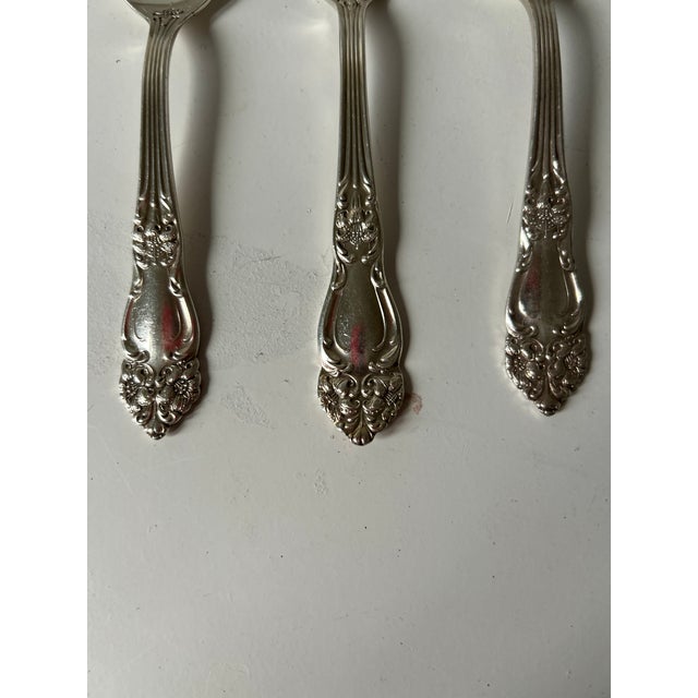 Victorian 1900's Antique Reed & Barton Tiger Lily Pattern Silver Plate Flatware Set- 3 Pieces For Sale - Image 3 of 5