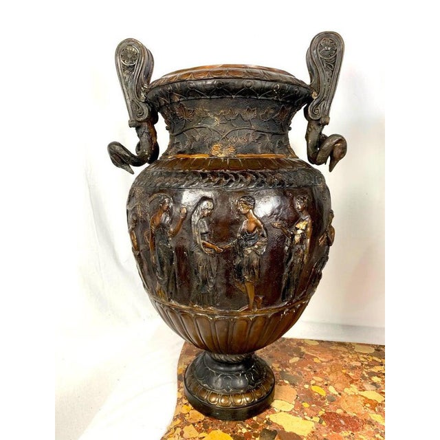 Neoclassical Roman Style Cast Bronze Urns, Set of 2 For Sale - Image 4 of 7