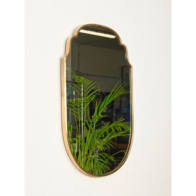 Metal Large Shield-Shaped Brass Mirror attributed to Gio Ponti, Italy, 1950s For Sale - Image 7 of 15