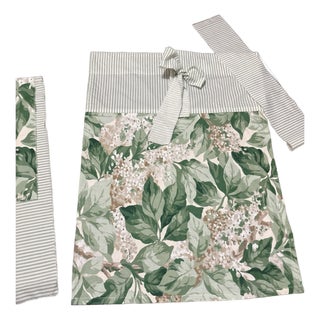 Tropical Bistro Panel 20 Wide X 25 Long With Bow Sashes Included For Sale