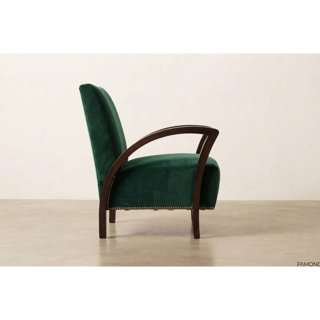 Hungarian Art Deco Lounge Armchairs in Green Velvet with Curved Wooden Armrests, 1930s, Set of 2 For Sale - Image 4 of 5