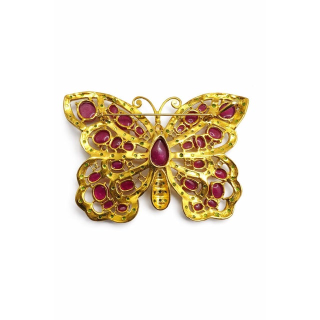 Late 20th Century Bochic “Orient” Vintage Natural Multi Ruby & Emerald Butterfly Brooch 18K Gold & For Sale - Image 5 of 11