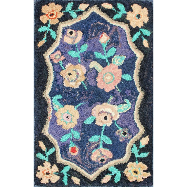 American Hooked Rug in Floral Pattern With Medallion on Purple/Blue, Black For Sale - Image 9 of 9