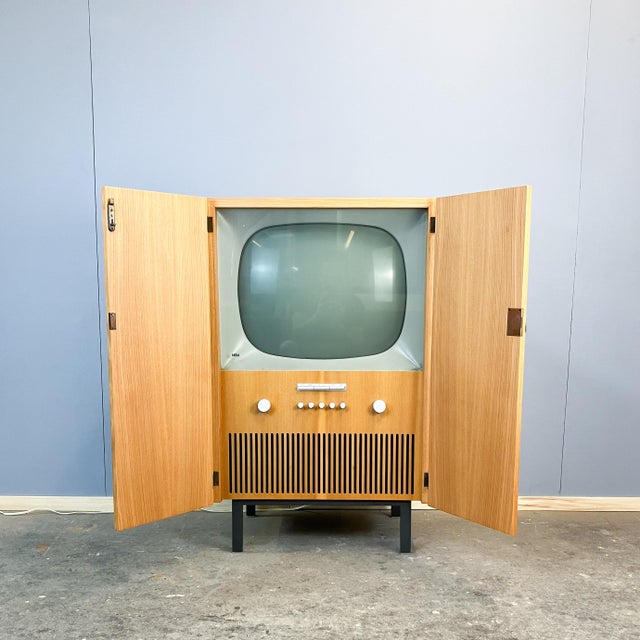 Bauhaus Television Cabinet HFS 2 by Herbert Hirche for Braun, 1960s For Sale - Image 14 of 14