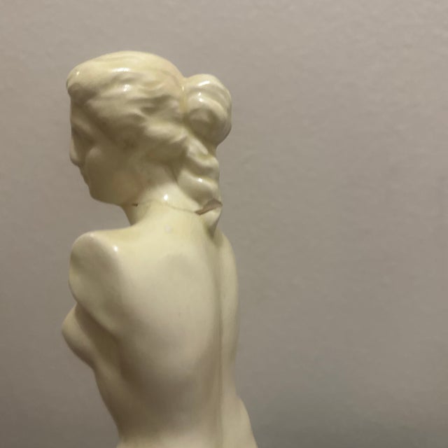 1970s Classical Greek Mythology Venus De Milo Sculpture - Mid-Century Decor For Sale - Image 5 of 7