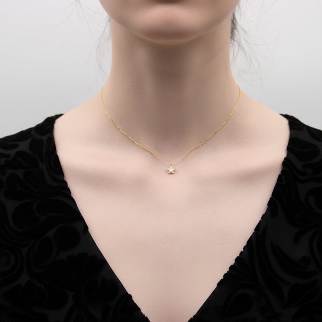 1990s Contemporary 18k Gold Rose Cut Diamond Star Pendant Necklace For Sale - Image 11 of 11